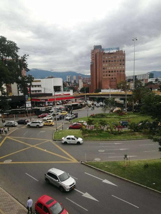 San Diego Aparta Estudios Medellín Exteriör bild
